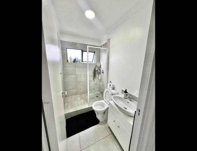 2 BEDROOM PROPERTY TO RENT IN HAYFIELDS
